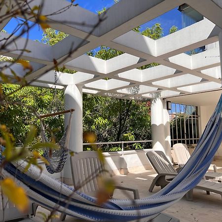 Condesa Residence 7 Stylish 2 Bedroom, 1 Bathroom Residence Accentuating Expansive Interiors メキシコシティ エクステリア 写真